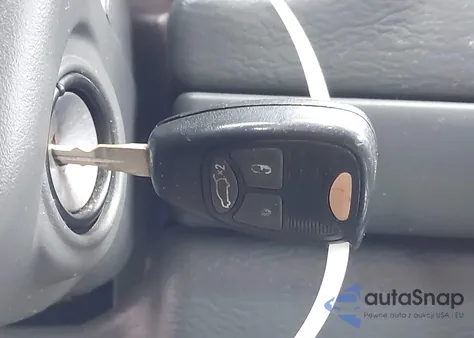 2006 Jeep Liberty Limited Edition from USA, damaged, VIN 1J4GL58KX6W162355